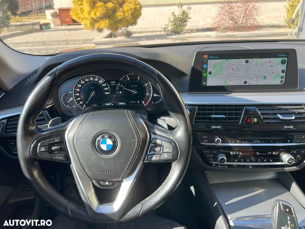 BMW Seria 5 520d xDrive Aut. Sport Line - 9