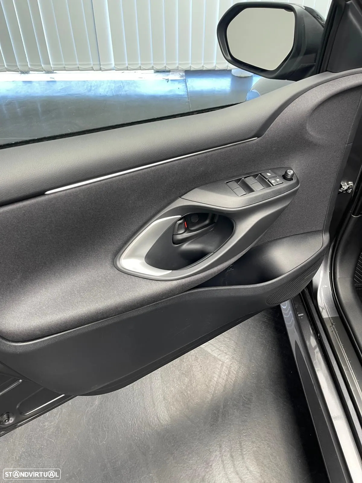 Mazda 2 1.5 L Hybrid VVT-i Centre-Line - 8