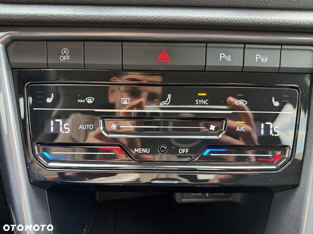Volkswagen T-Roc 1.5 TSI Style DSG - 26