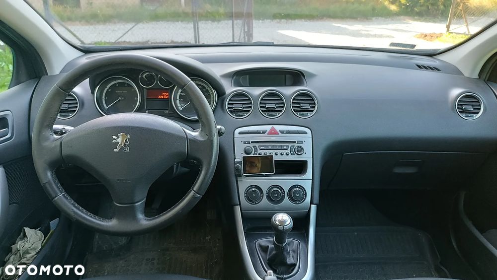 Peugeot 308 1.6 Premium - 4