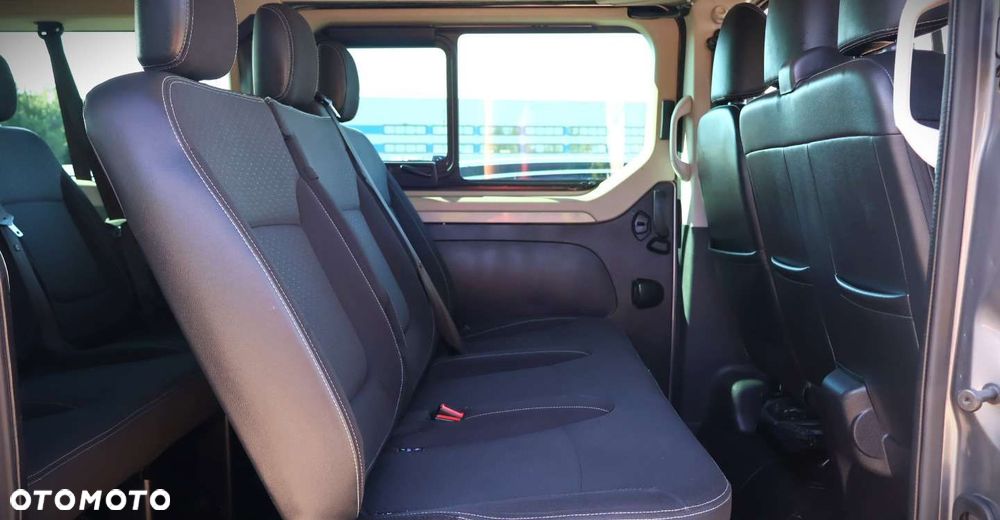 Opel Vivaro - 21