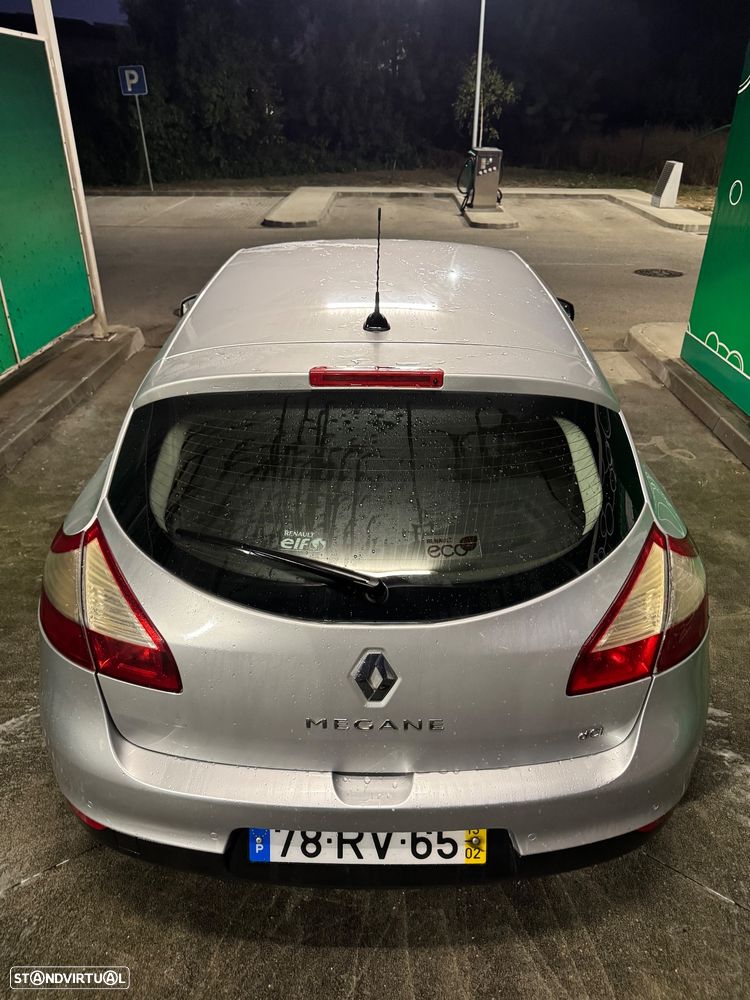 Renault Mégane ENERGY dCi 110 Start & Stop Dynamique - 17