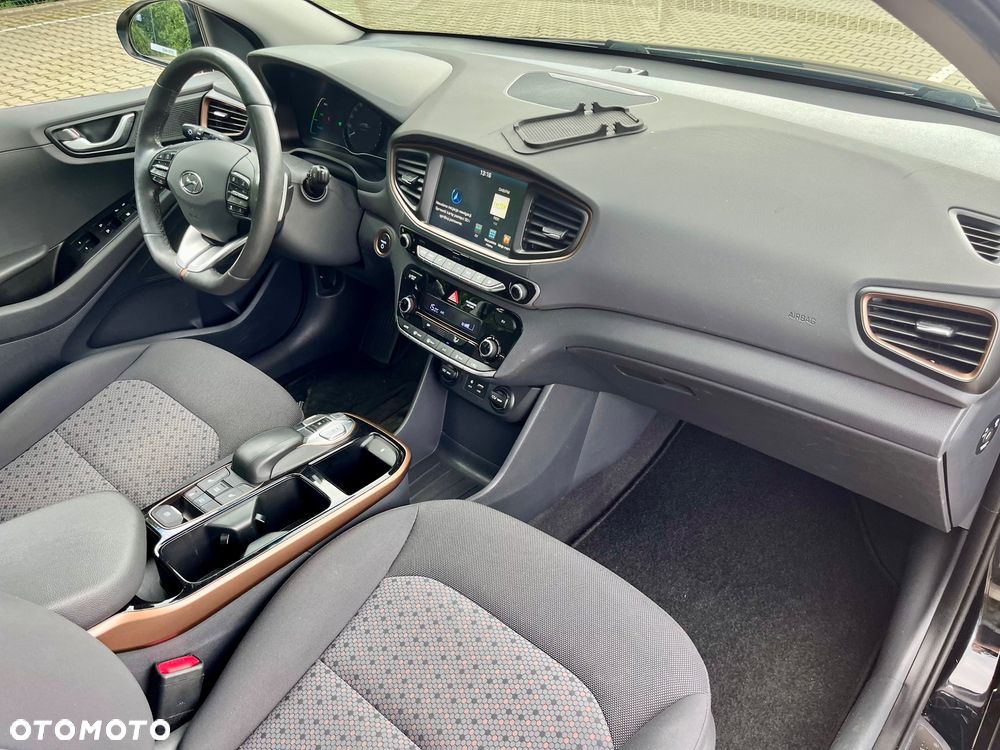 Hyundai IONIQ Style - 15