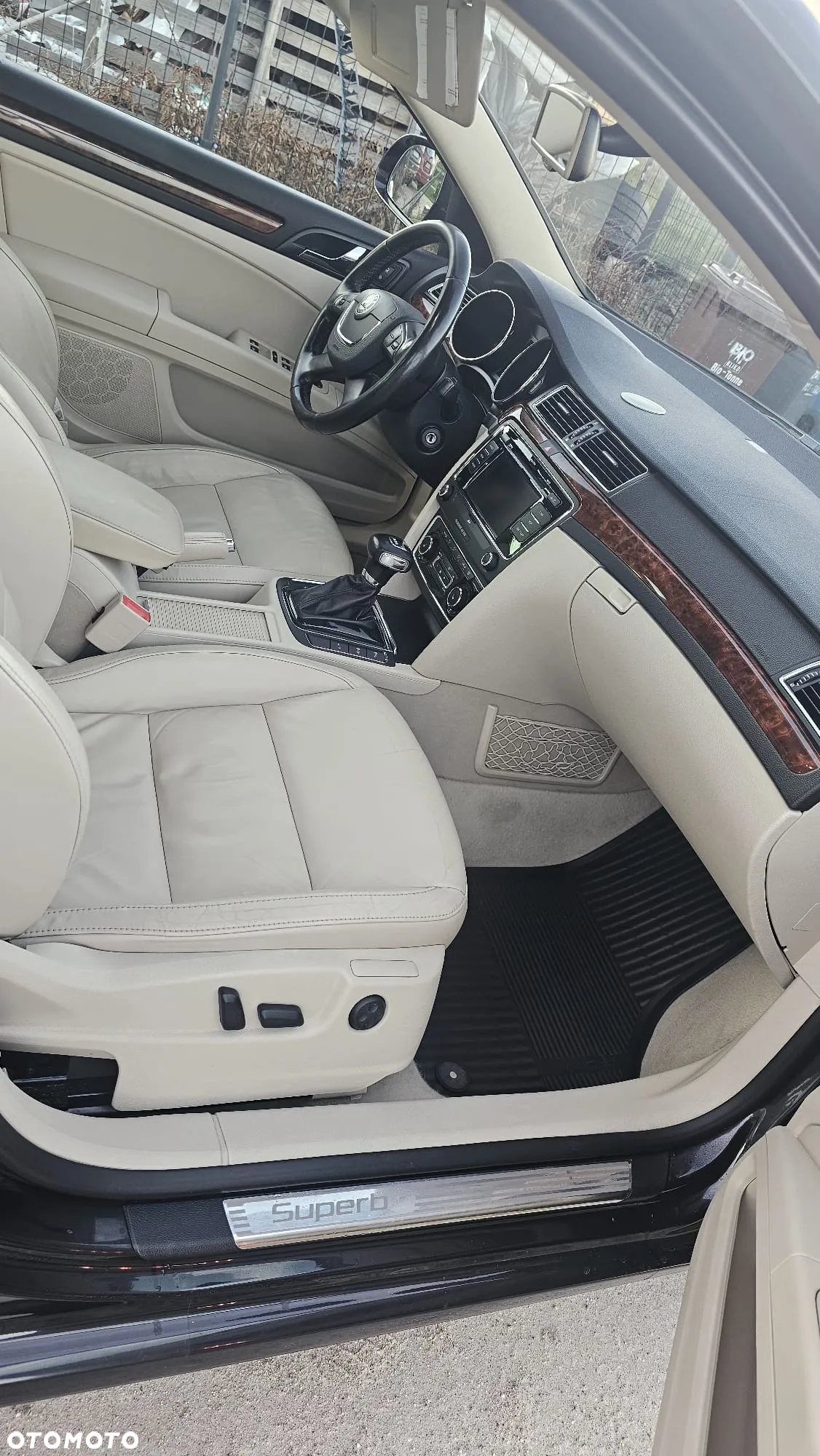 Skoda Superb 1.8 TSI Elegance DSG - 12