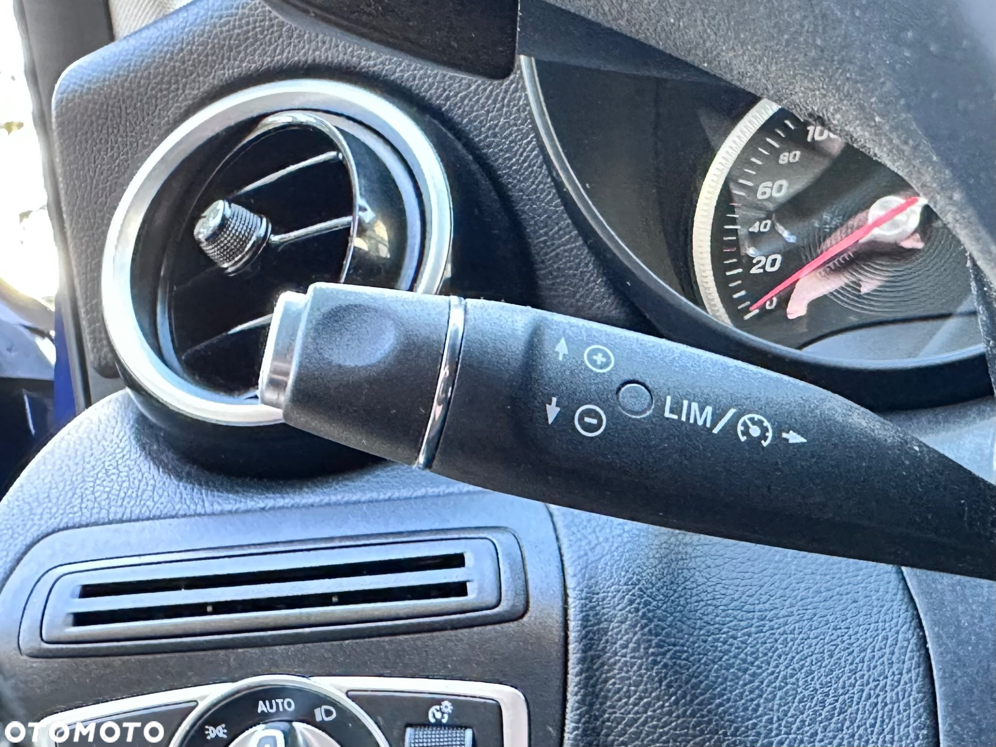 Mercedes-Benz Klasa C 220 d T 9G-TRONIC - 20