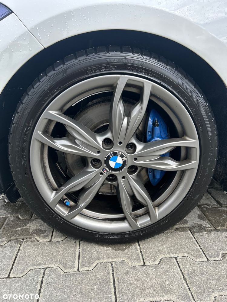 BMW Seria 2 220d - 9