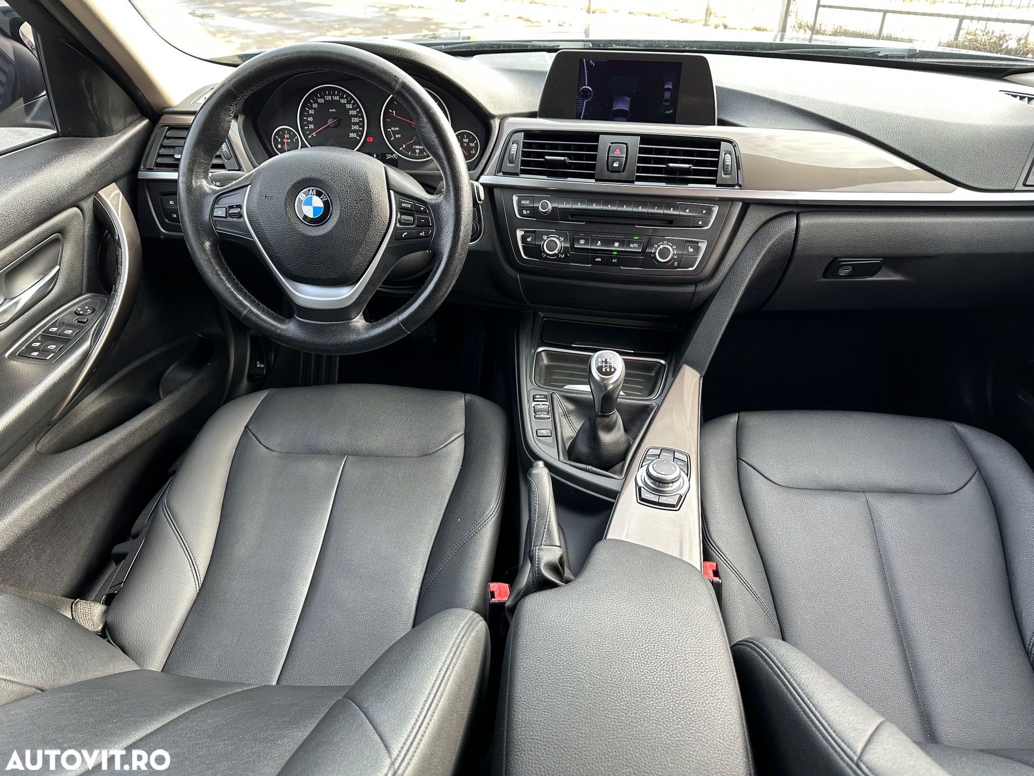 BMW Seria 3 318d - 7
