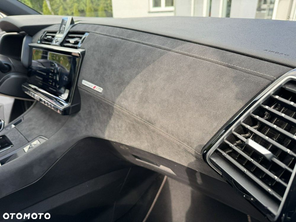DS Automobiles DS 7 Crossback - 15