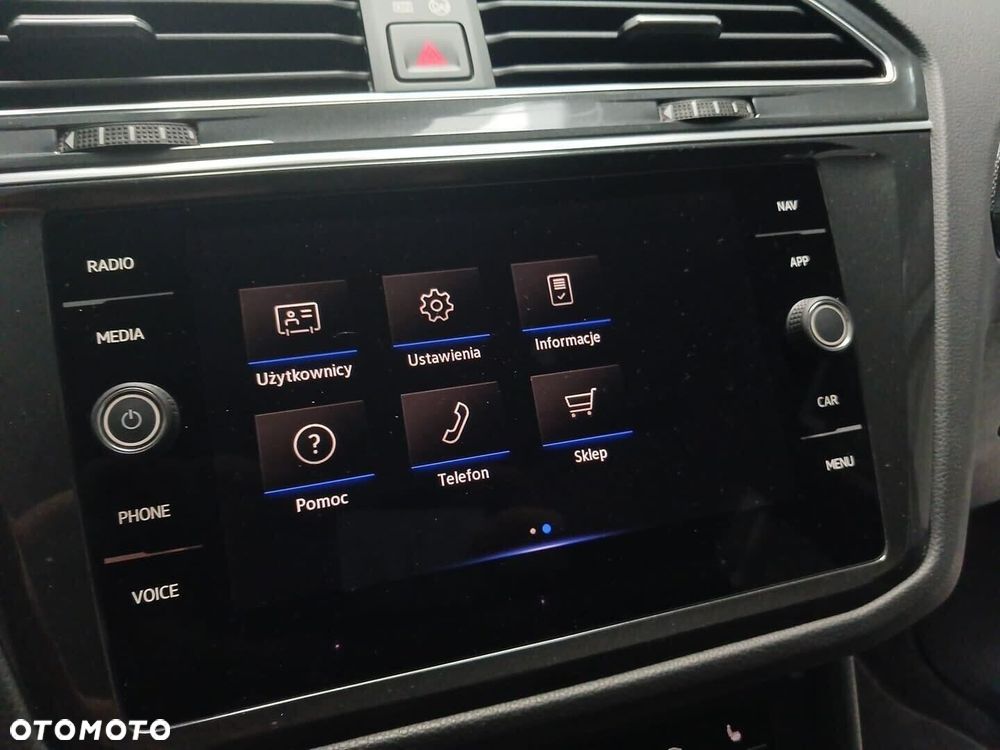 Volkswagen Tiguan - 20