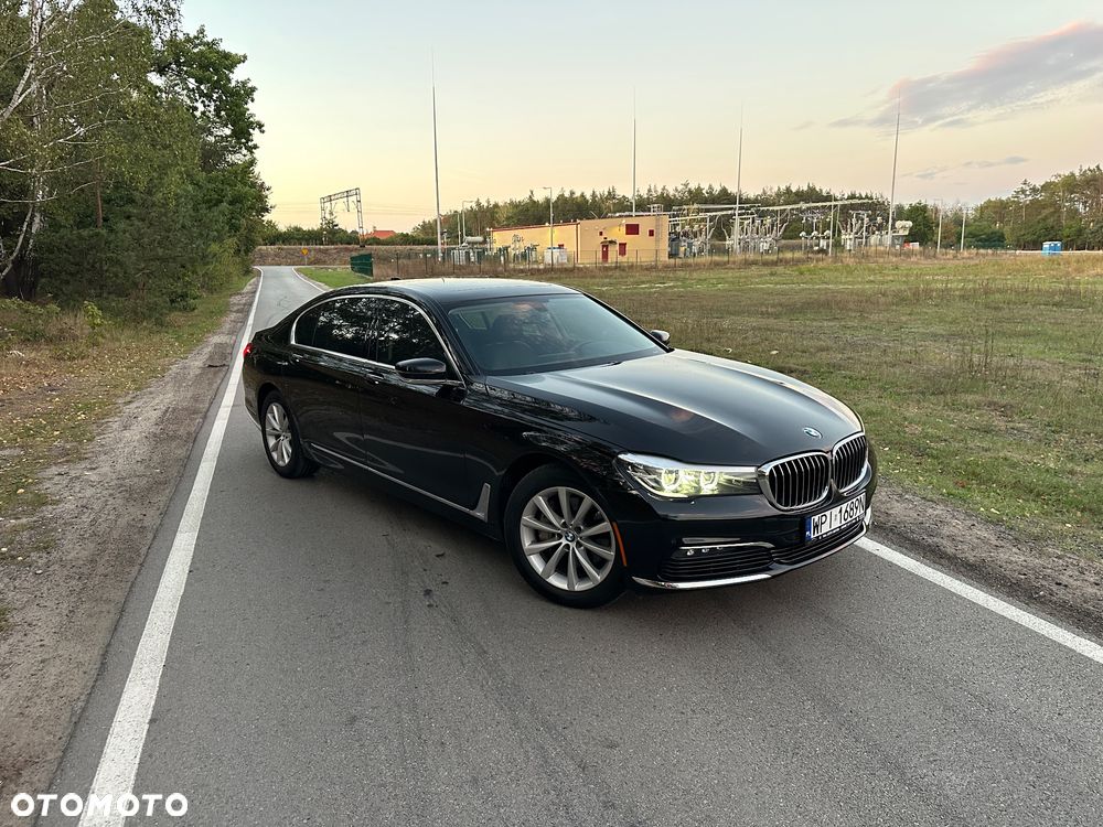 BMW Seria 7 740Li - 12