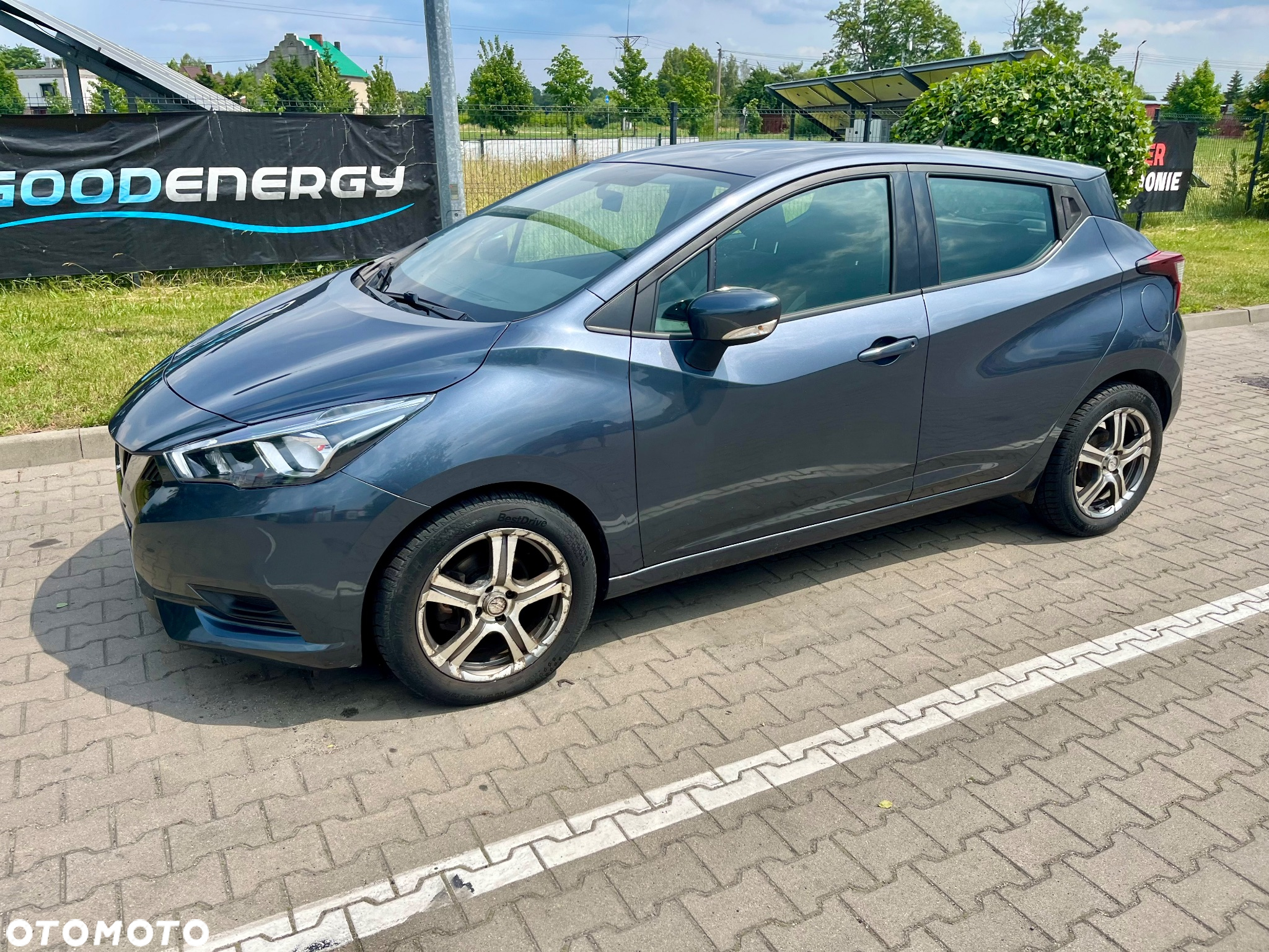 Nissan Micra - 4