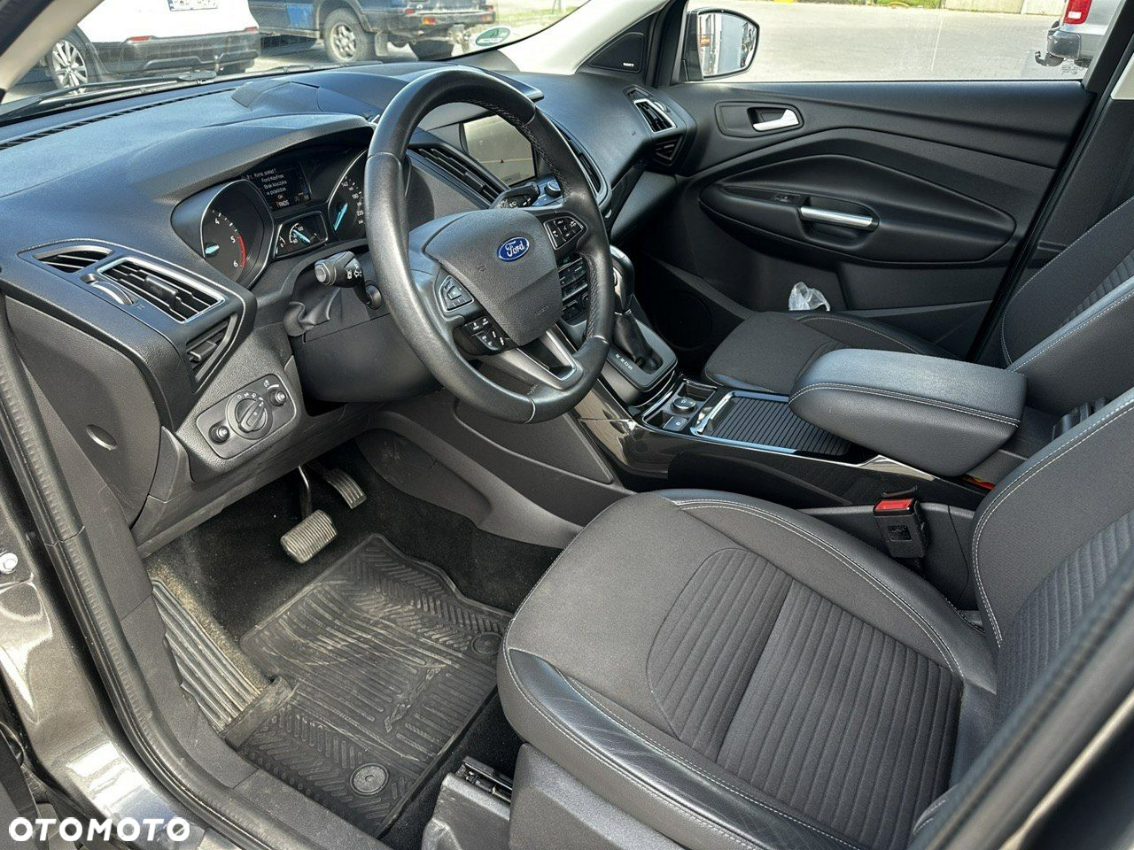 Ford Kuga 2.0 TDCi 4x4 Titanium - 21