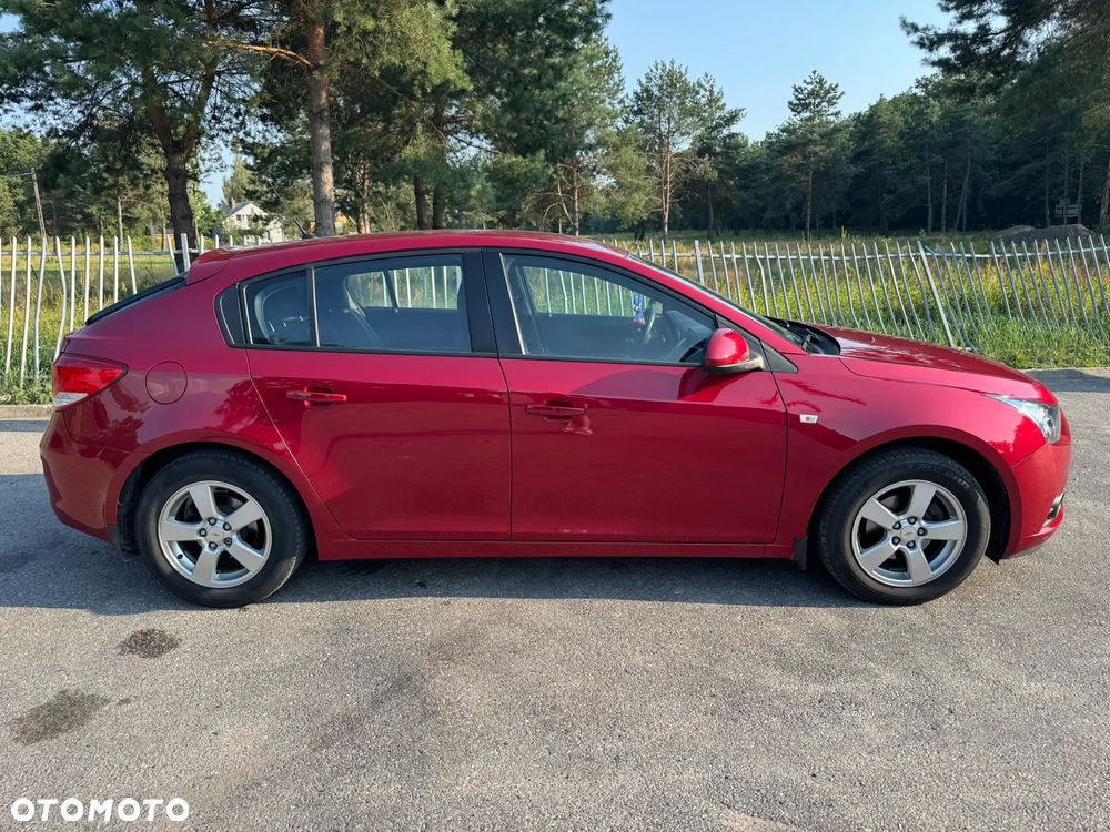 Chevrolet Cruze 1.6 LT - 5