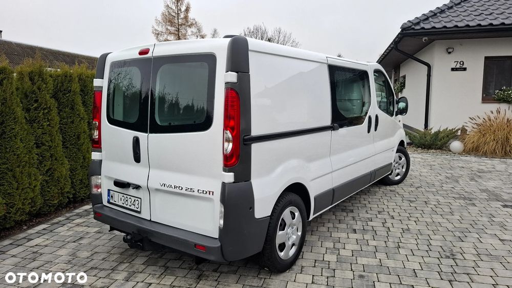 Opel VIVARO - 9