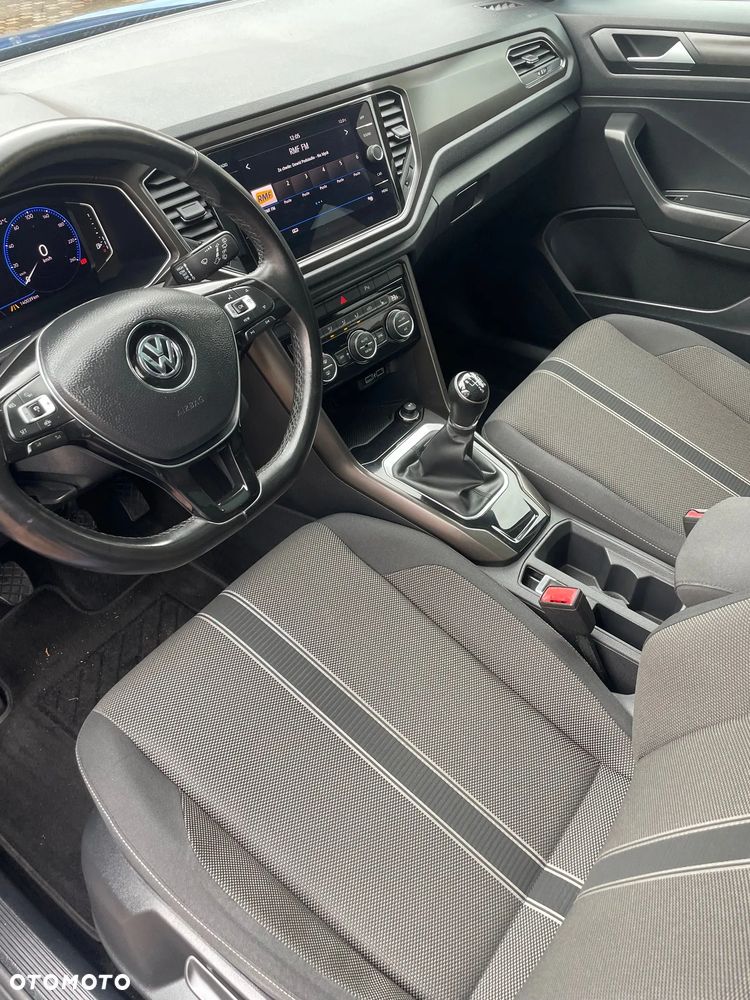 Volkswagen T-Roc - 9