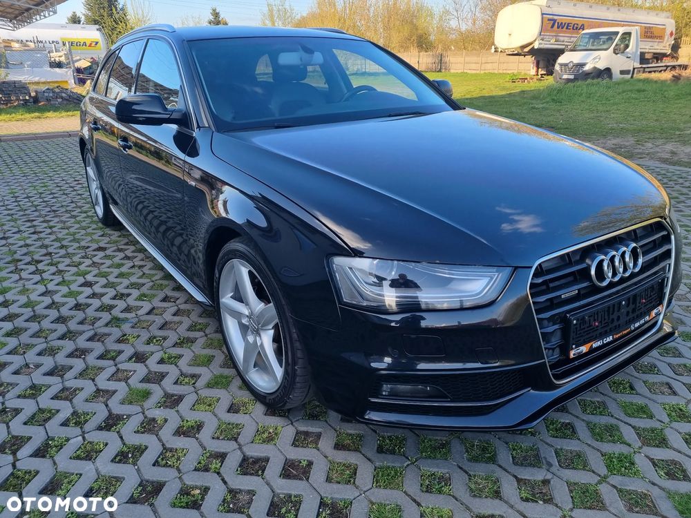 Audi A4 Avant 2.0 TDI DPF quattro S tronic Attraction - 2