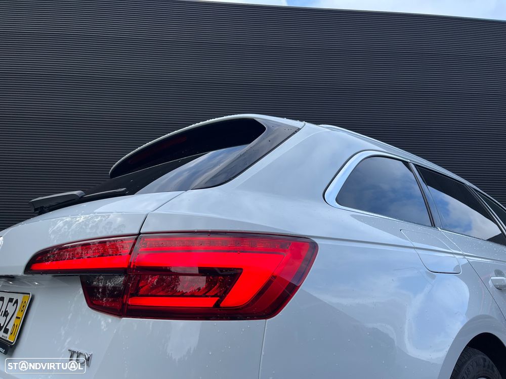 Audi A4 Avant 2.0 TDI S-line - 25