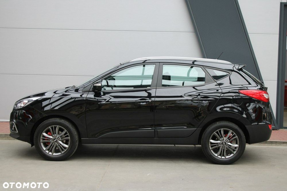 Hyundai ix35 1.6 2WD Fifa World Cup Edition - 6