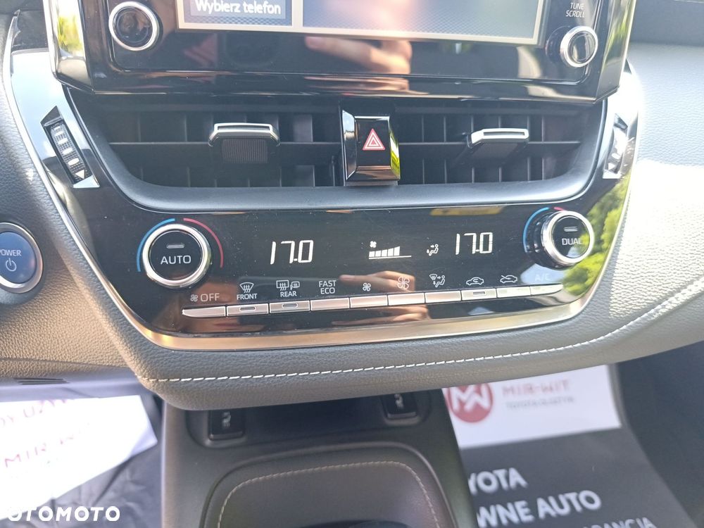 Toyota Corolla 2.0 Hybrid Comfort - 31
