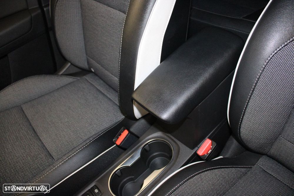 Renault Captur 1.0 TCe Techno - 29