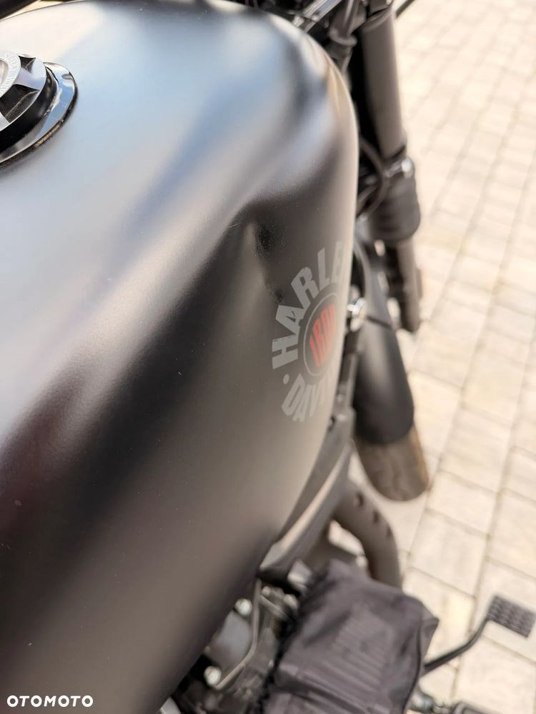 Harley-Davidson Sportster Iron 883 - 22