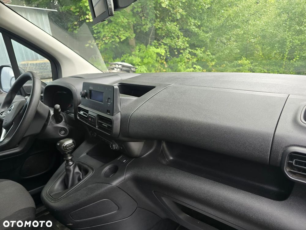 Opel Combo - 9