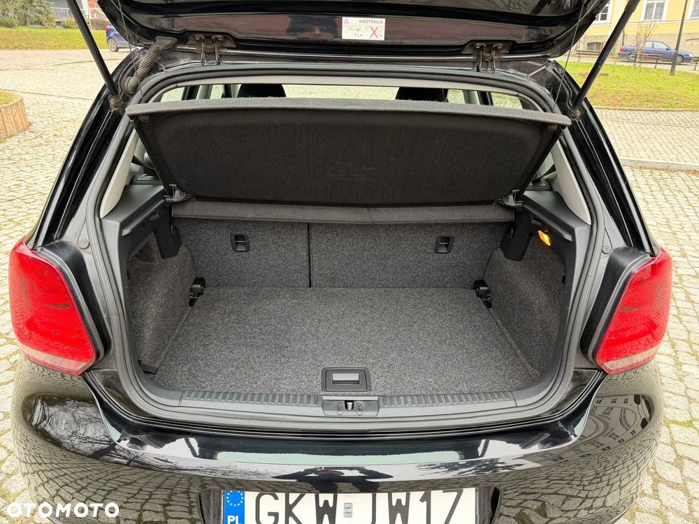 Volkswagen Polo 1.4 16V Comfortline - 33