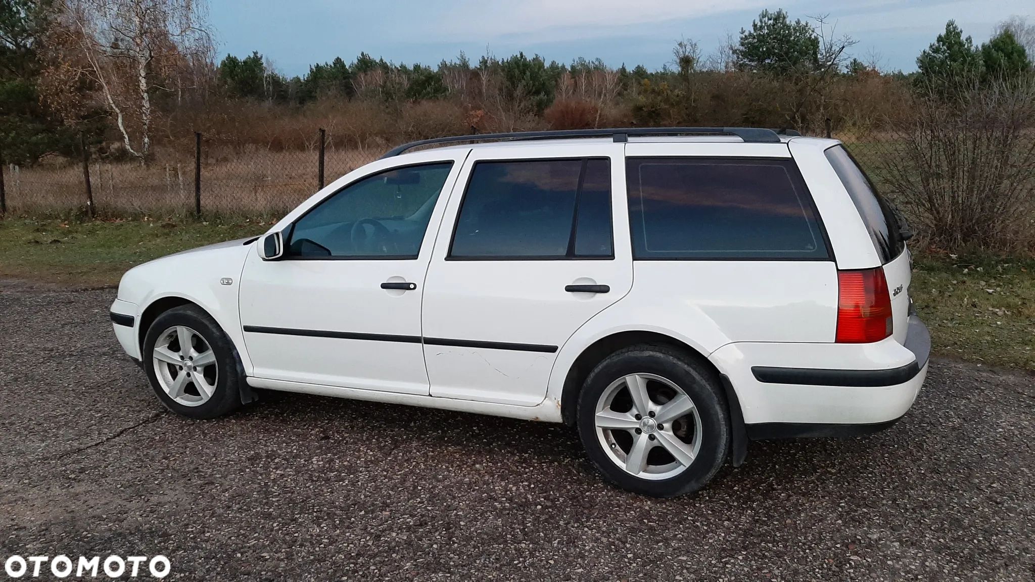 Volkswagen Golf IV 1.9 TDI Basis - 1