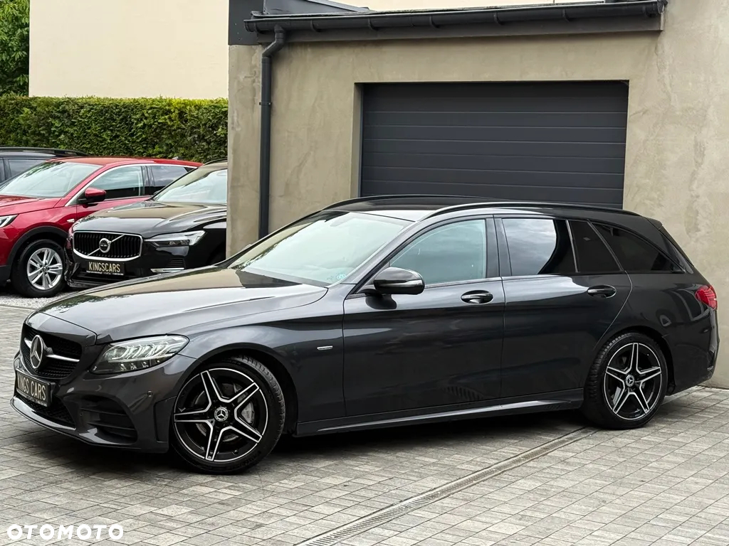 Mercedes-Benz Klasa C 220 d T 9G-TRONIC AMG Line - 22