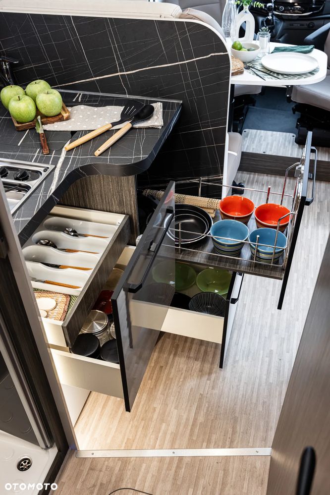 McLOUIS MC4 879 - 5 osobowy - 14