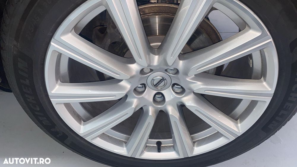Volvo XC 90 D5 AWD Inscription - 8