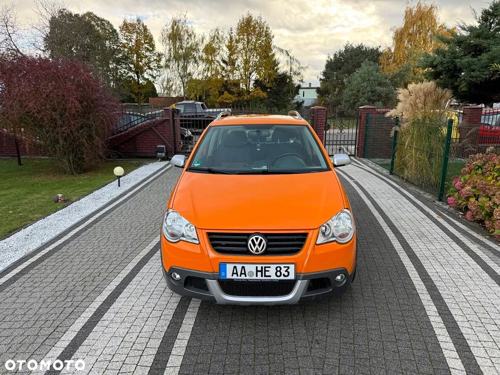 Volkswagen Polo 1.2 Cross Urban White - 3