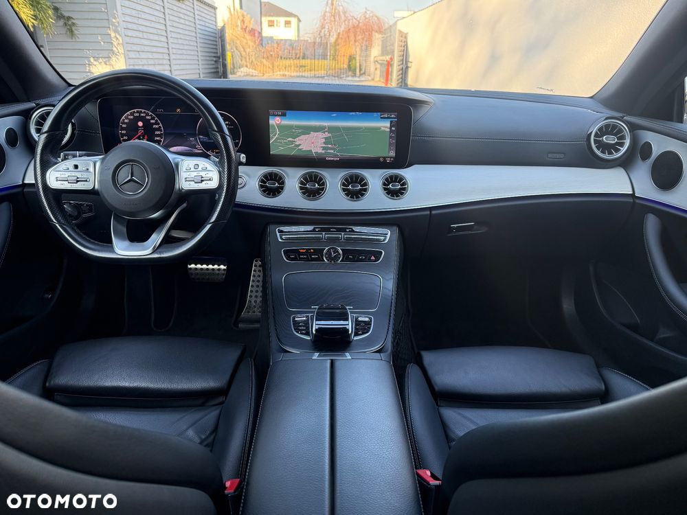 Mercedes-Benz Klasa E 220 d 9G-TRONIC AMG Line - 24