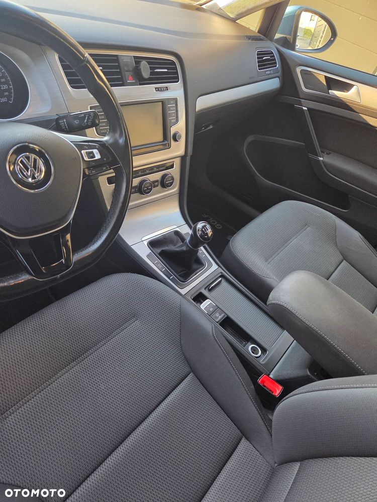 Volkswagen Golf 1.4 TSI BMT Comfortline - 13