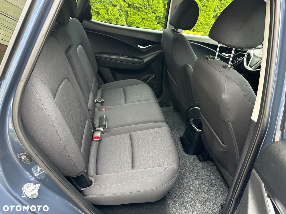 Hyundai ix20 1.4 blue YES Plus - 23