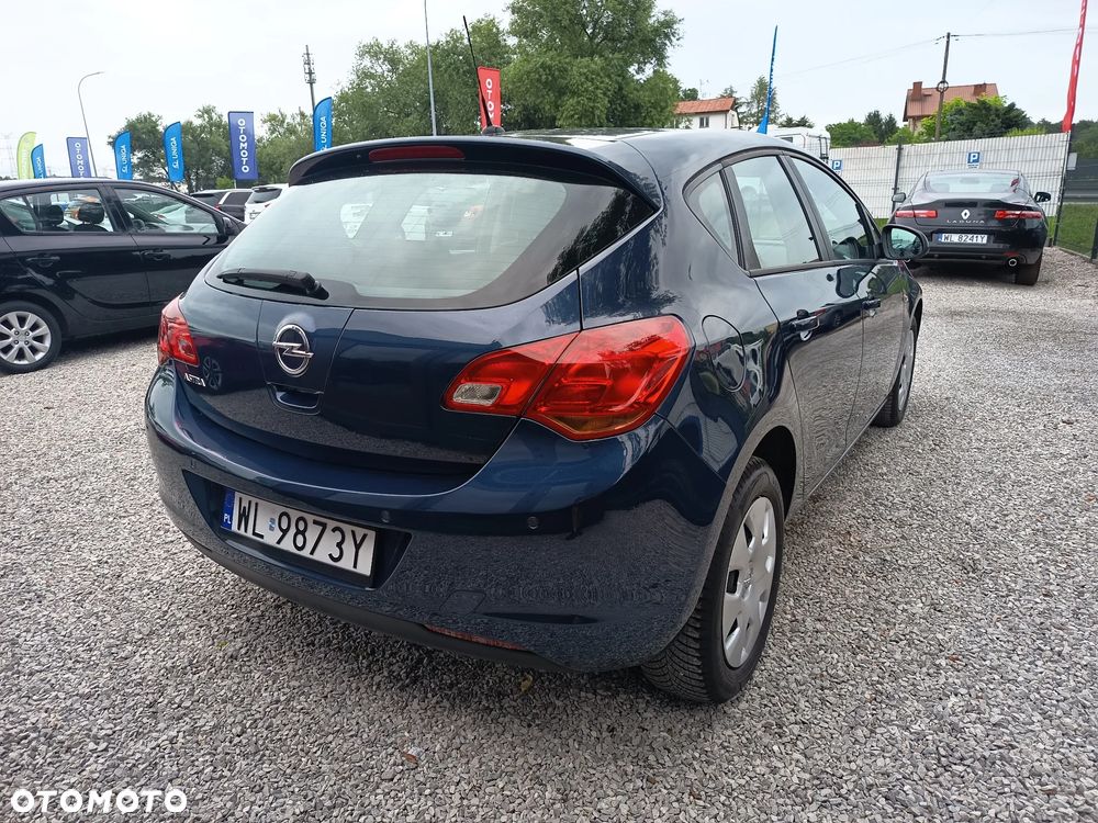 Opel Astra 1.6 Automatik Edition - 13