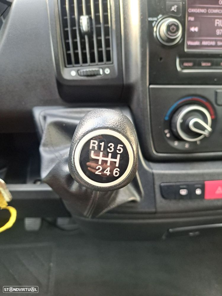 Citroën Jumper 2.2 BlueHDi 3.5T L3H2 - 12