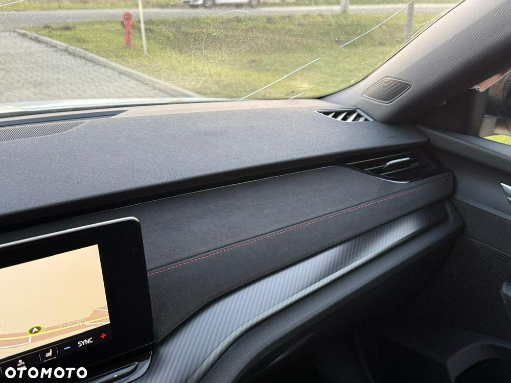 Skoda Octavia 2.0 TSI RS DSG - 17