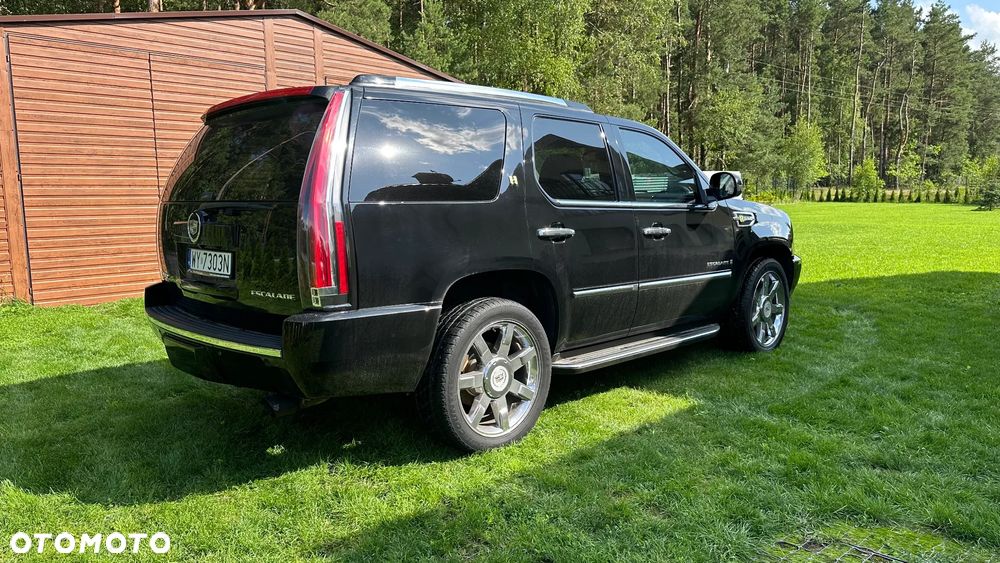 Cadillac Escalade 6.0 V8 Platinum - 4