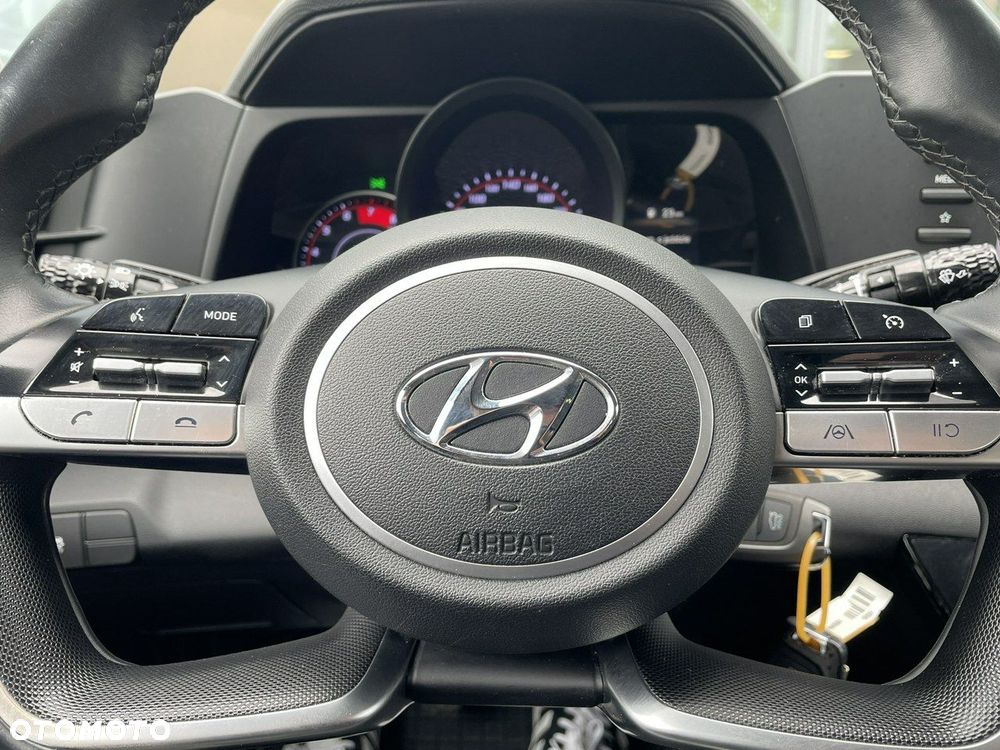 Hyundai Elantra - 15