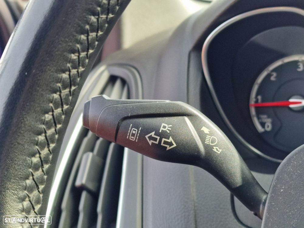 Ford Focus SW 2.0 TDCi ST-2 - 20