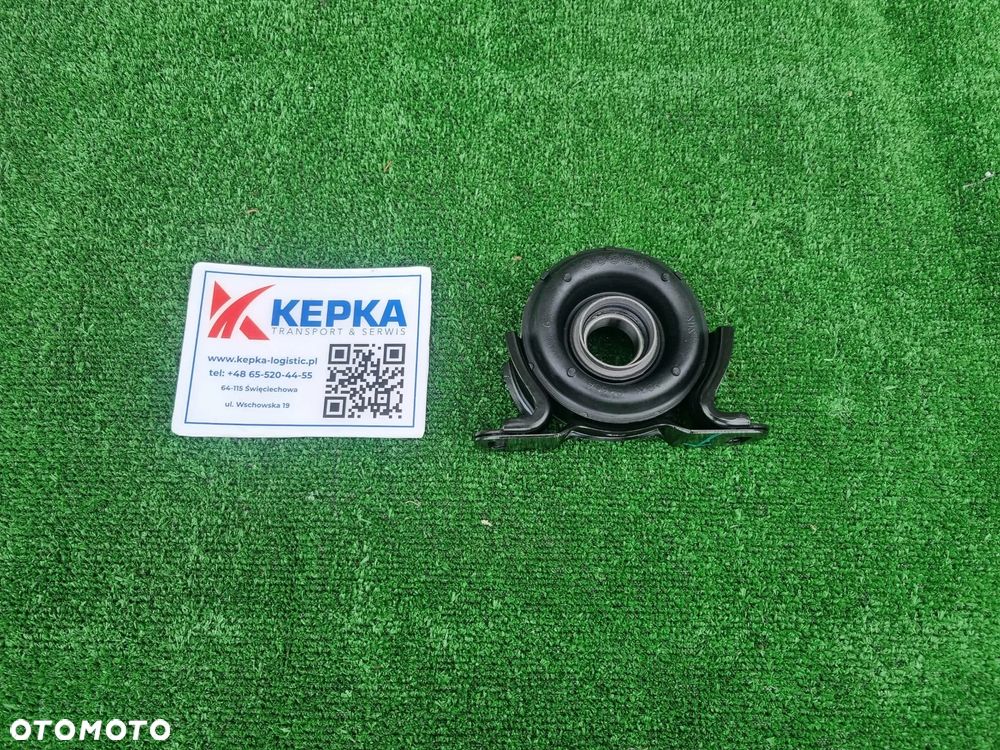 MAXUS Deliver 9 Podpora wału