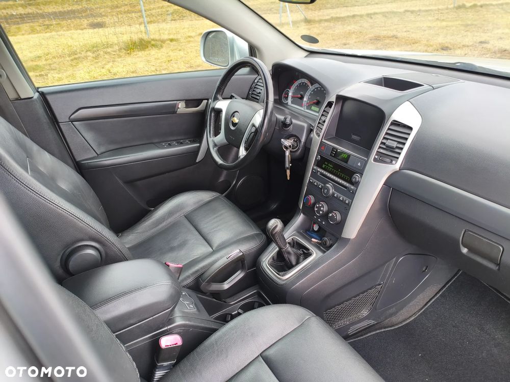 Chevrolet Captiva 2.4 2WD 7 Sitzer LS - 10