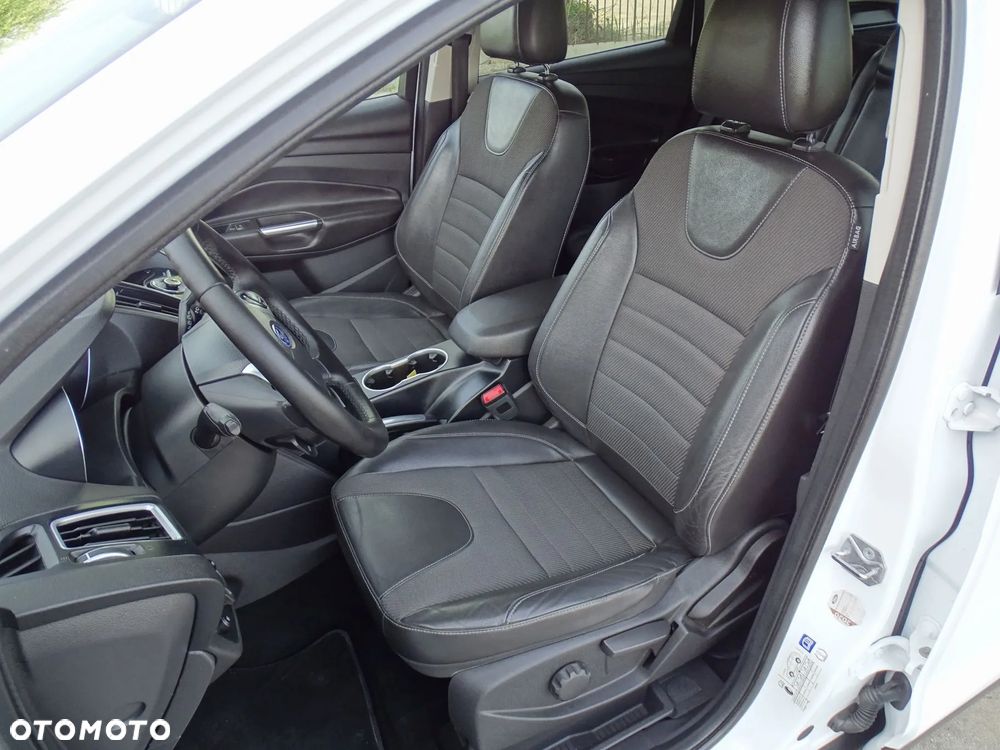 Ford Kuga 2.0 TDCi 4WD Titanium Plus - 19