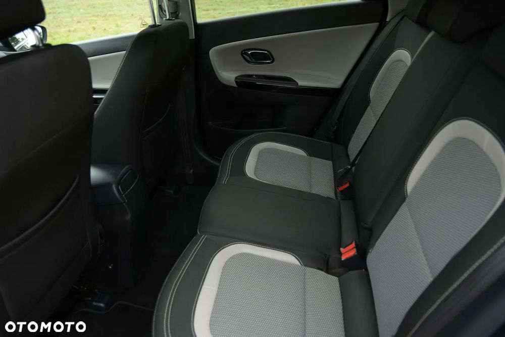 Kia Ceed 1.6 CRDi 136 ISG Dream Team Edition - 23