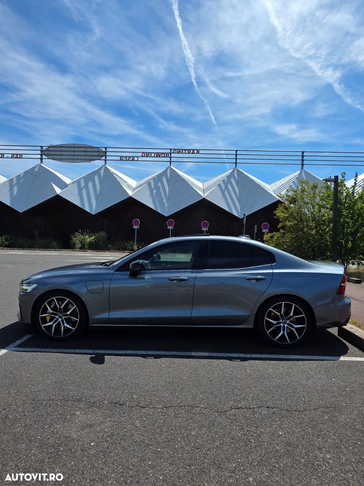 Volvo S60 - 1