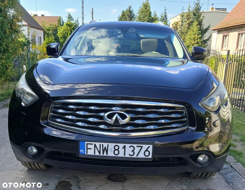 Infiniti FX FX30d S Premium - 8