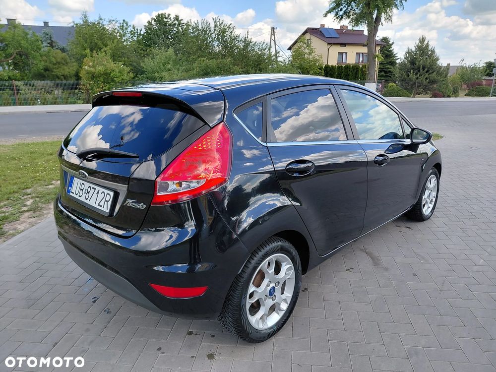 Ford Fiesta 1.25 Titanium EU5 - 4
