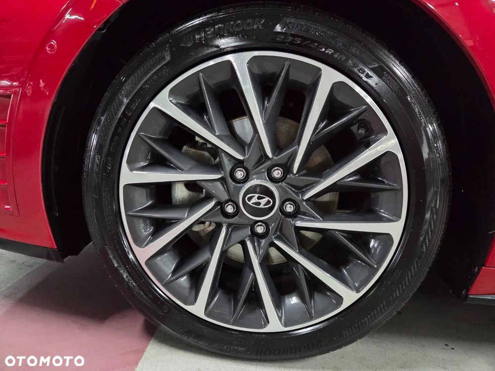 Hyundai Sonata - 19