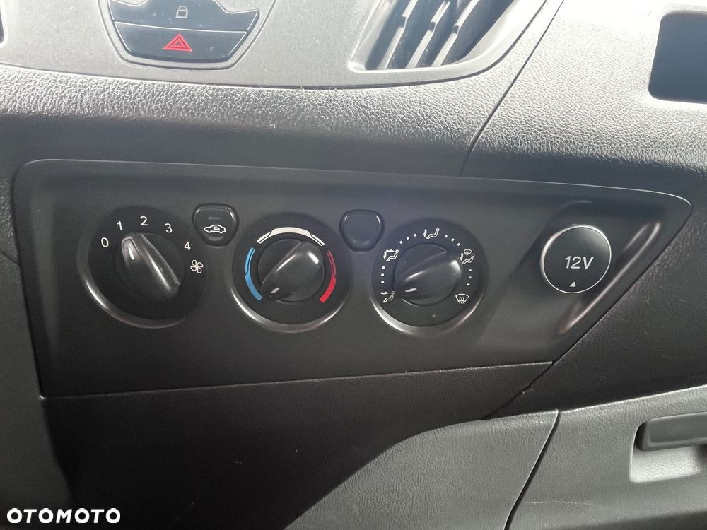 Ford Transit Custom - 12